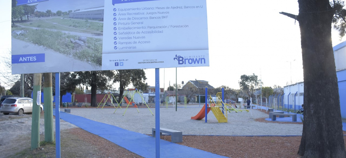 Cascallares inauguró obras de puesta en valor de la plaza Perfumo de Burzaco