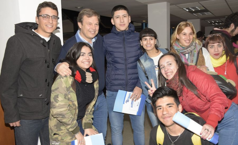 Miles de alumnos participan de la Info Universidad 2018 de Almirante Brown