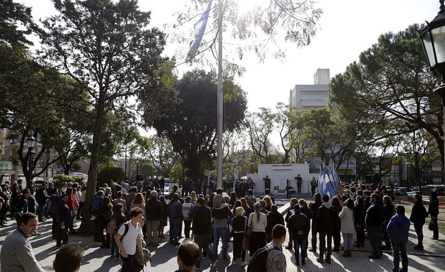 Almirante Brown rindió homenaje al padre de la patria en el 168º aniversario de su fallecimiento
