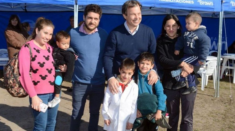 Cascallares: "Esta semana brindamos servicios con el estado y el mercado en tu barrio en Malvinas, Burzaco y Glew"
