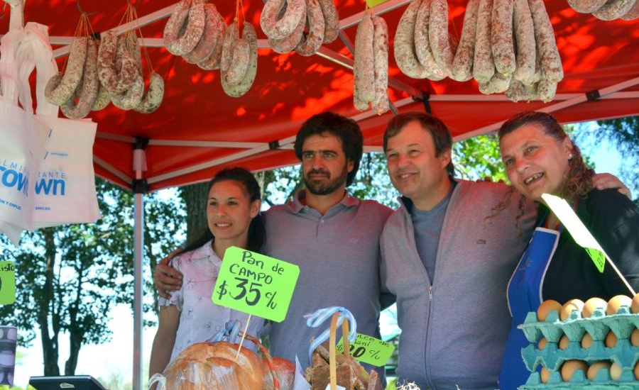 Cascallares invitó a los vecinos a visitar la Granja Educativa Municipal y la Feria de productores rurales