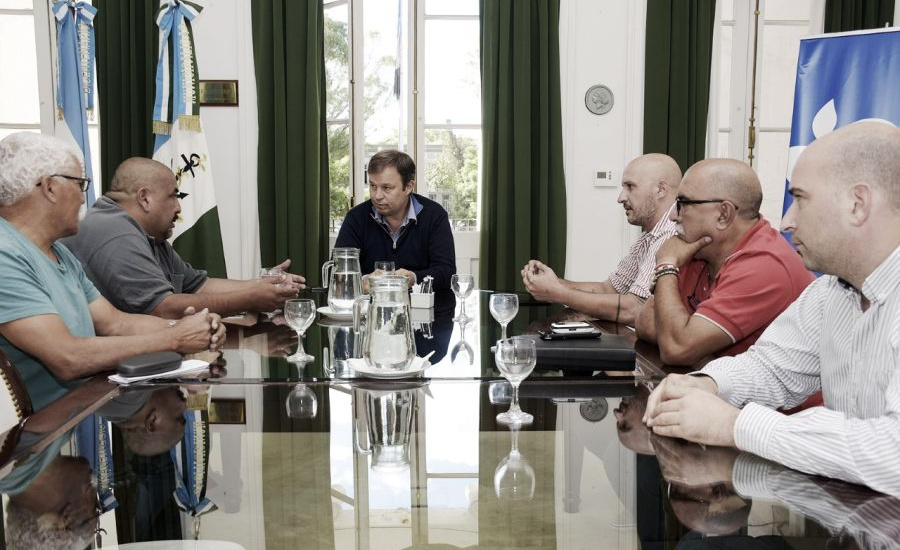 Cascallares otorgó un aumento del 17% con cláusula gatillo a los municipales de Brown