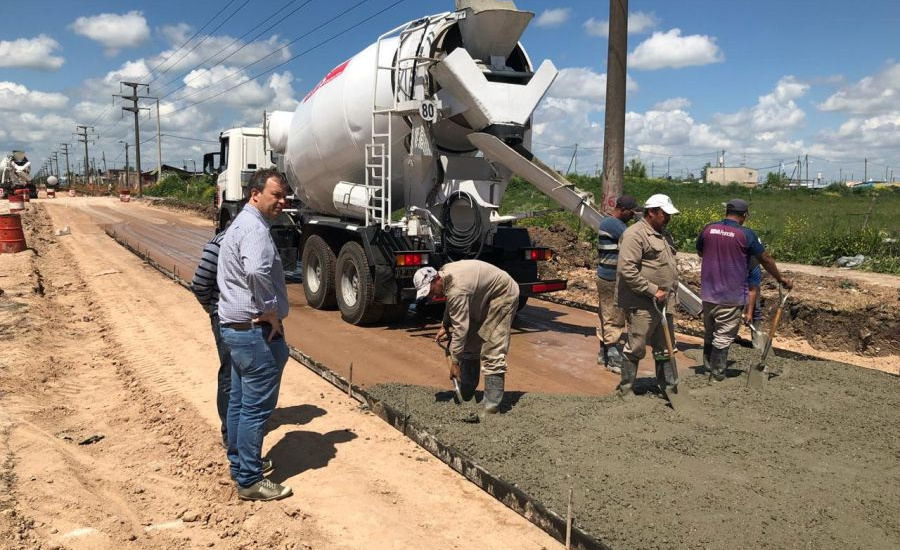El municipio avanza con más obras de asfalto que conectan localidades y mejoran la transitabilidad