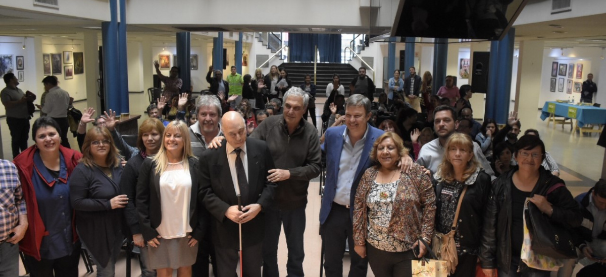 Recibieron sus escrituras familias de Burzaco, Longchamps, Glew, Don Orione, Malvinas y Calzada