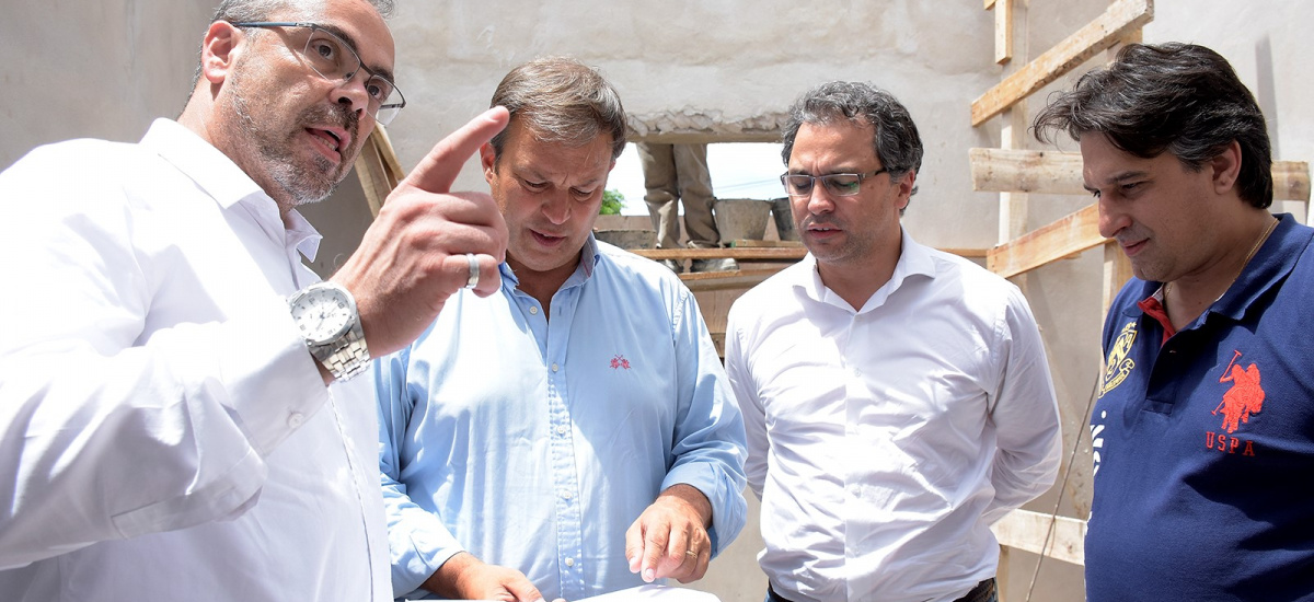 Avanzan las obras de construcción y ampliación de centros de atención de salud