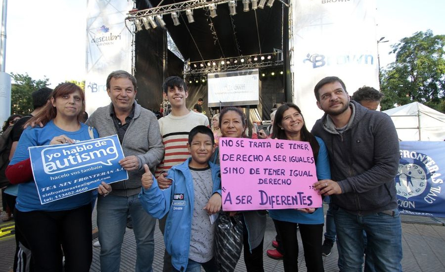 Actividades del municipio de Alte Brown en el día mundial de la concientización del autismo