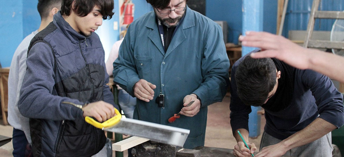 El municipio de Alte Brown lanzó cursos de formación laboral para jóvenes hipoacúsicos