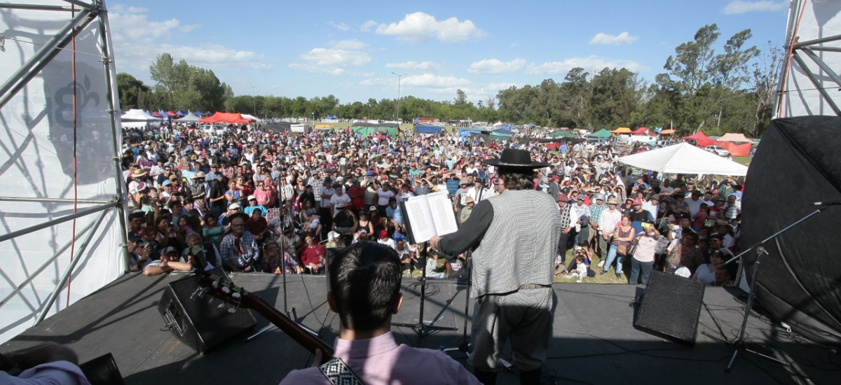 Festejo de la Primavera con la Expo Granja, la Casa de la Cultura y concurso de manchas en Glew