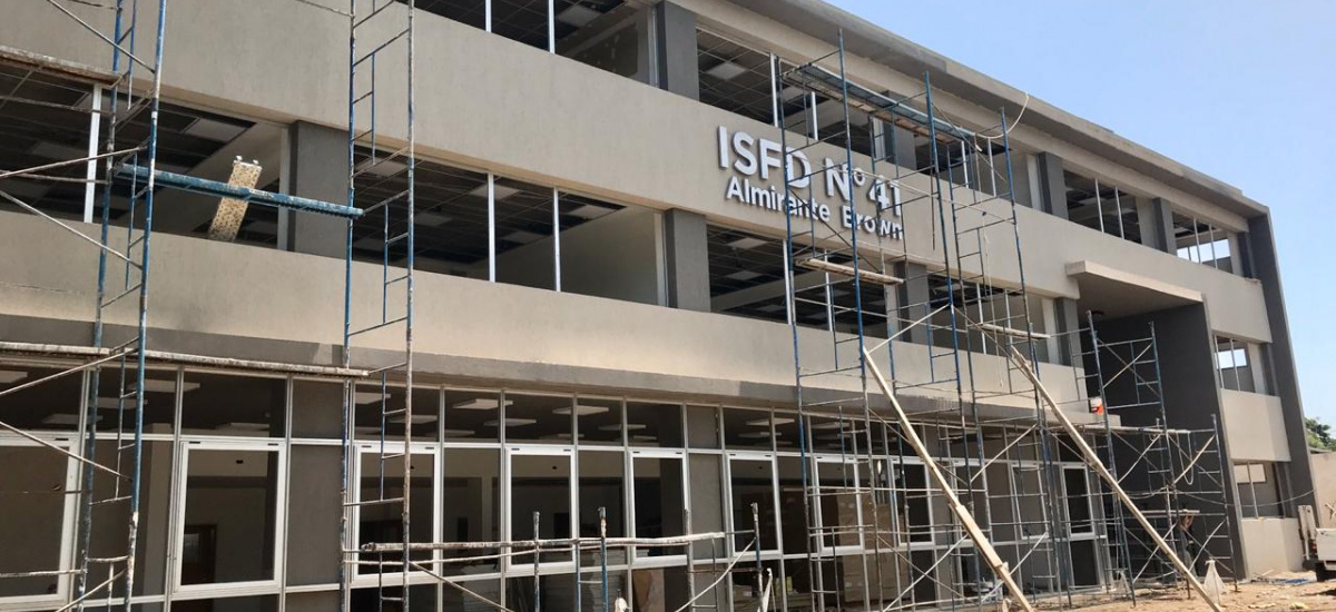 La obra del Instituto Nº 41 ya supera el 80 por ciento y se inaugura en marzo