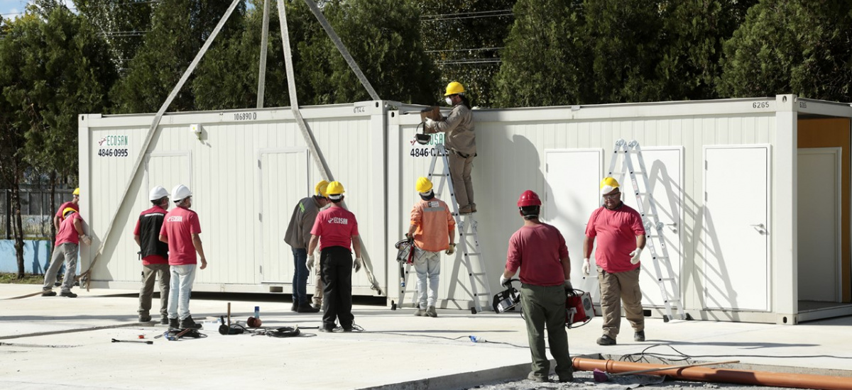 Avanza la construcción del hospital modular de emergencia de Alte Brown