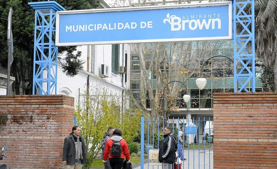 El municipio paga mañana los haberes de abril a sus trabajadores