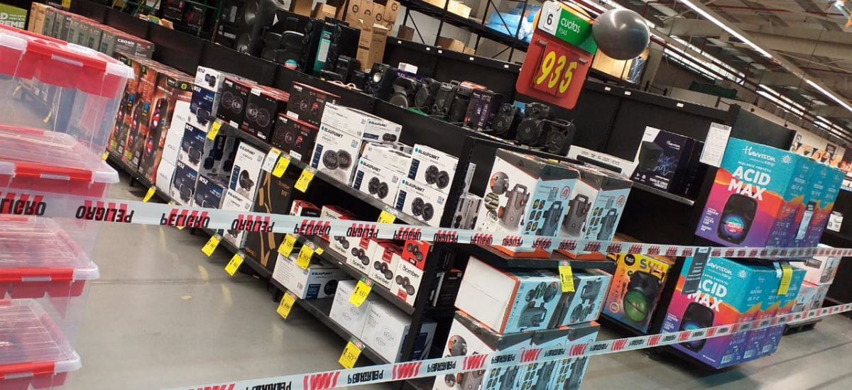 Protegen a comercios limitando la venta de productos esenciales en las grandes cadenas
