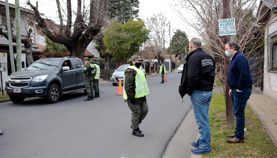 Berni y Cascallares recorrieron controles de gendarmería en Alte Brown