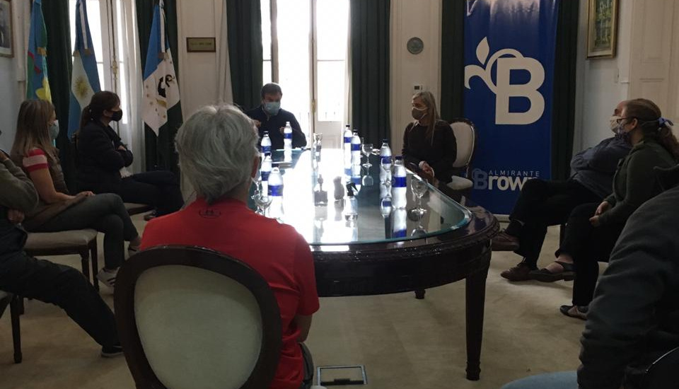 Cascallares recibió a vecinos de Calzada y Adrogué