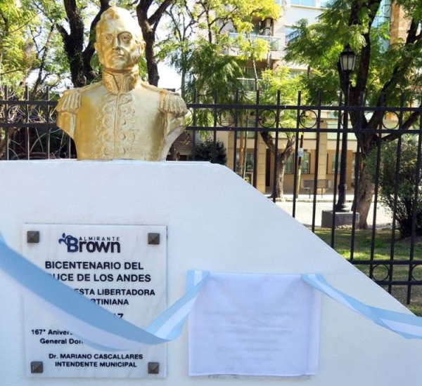 Emotivo homenaje al general San Martín a 170 años de su paso a la inmortalidad