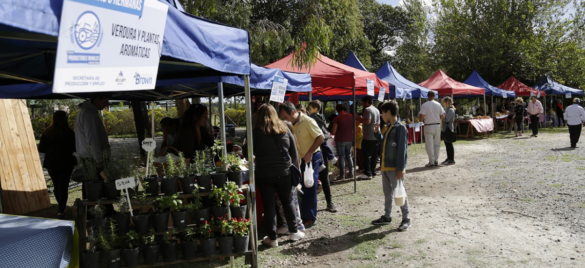 La feria de productores rurales desembarca en la Granja y en plaza Cerreti