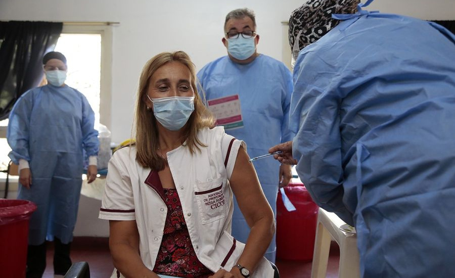 Avanza el operativo de vacunación contra el covid en Alte Brown