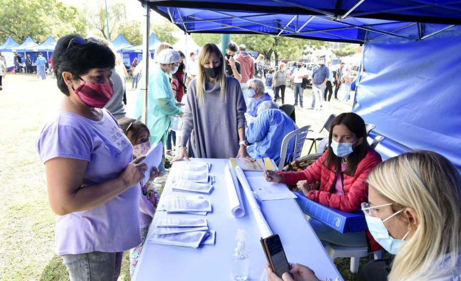 El municipio puso en marcha un operativo integral de servicios en Calzada