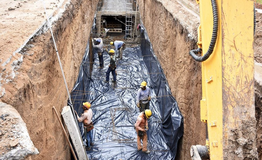 Avanza a todo ritmo una obra hidráulica histórica para Longchamps y Burzaco