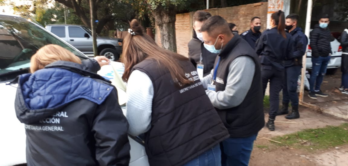 Desarticulan fiesta electrónica clandestina: Detenidos y secuestro de drogas