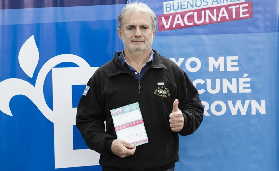 Héroe de Malvinas browniano se vacunó y escribió una emotiva carta de agradecimiento