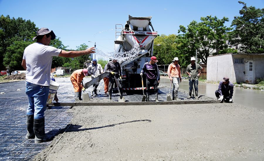 Cascallares recorrió clubes de barrio donde se realizan importantes mejoras en infraestructura