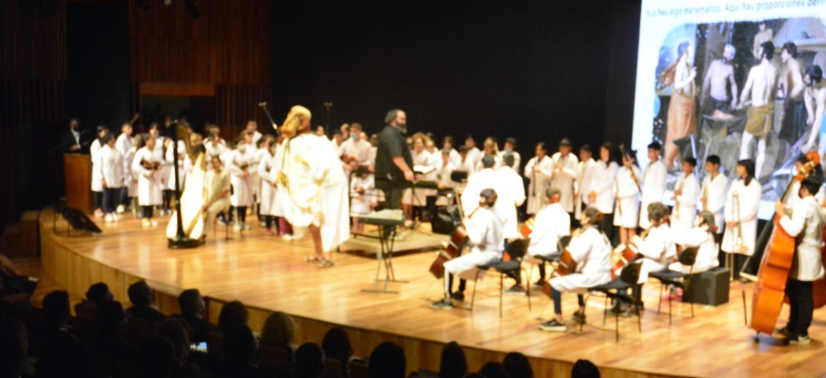 La Orquesta Escuela de Almirante Brown brilló ante una multitud en el CCK