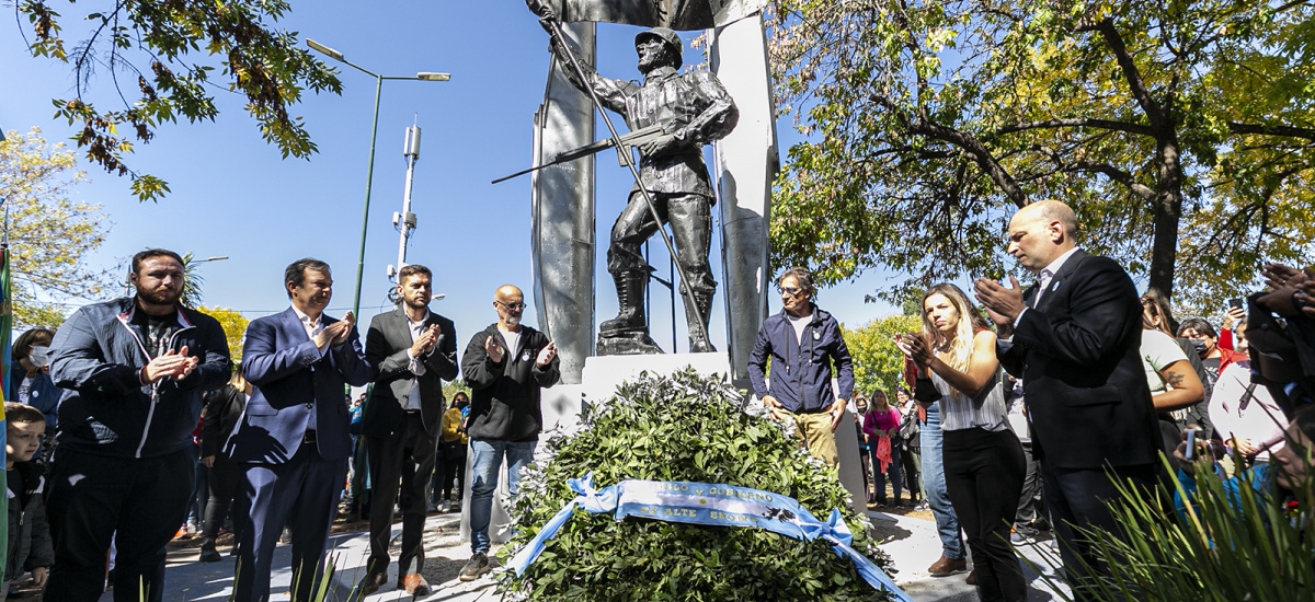 Emotivo homenaje del pueblo y el Gobierno de Alte Brown a los ex combatientes de Malvinas