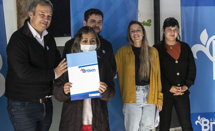 Cascallares y Fabiani acompañaron a familias en situación de vulnerabilidad
