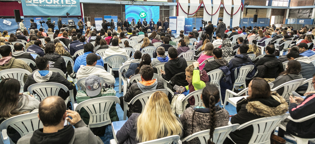 Alte Brown: 700 profesores de educación física participan de un Congreso del Deporte Adaptado y Pralímpico