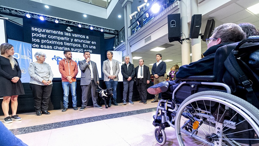 Con la consigna "Construyamos inclusión", el Municipio realizó el primer Congreso de Discapacidad