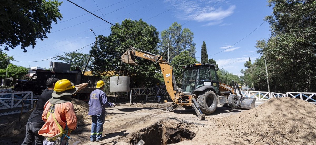 Finalizan dos obras de cloacas que beneficiarán a más de 13 mil vecinos de Alte Brown