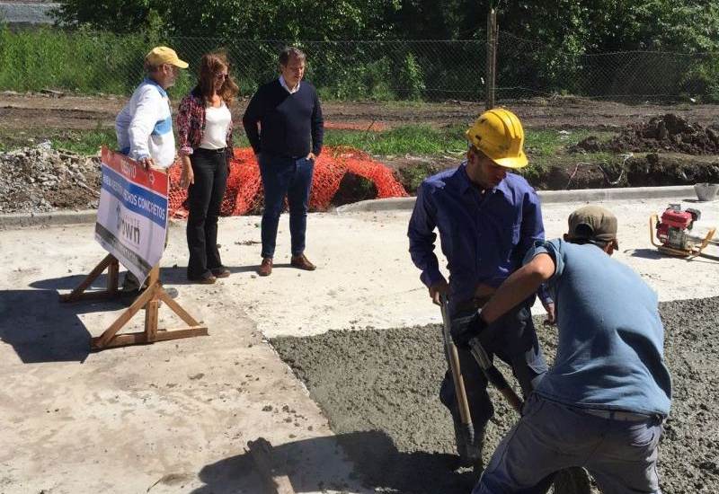 Cascallares recorrió obras de asfalto y bacheo en las localidades