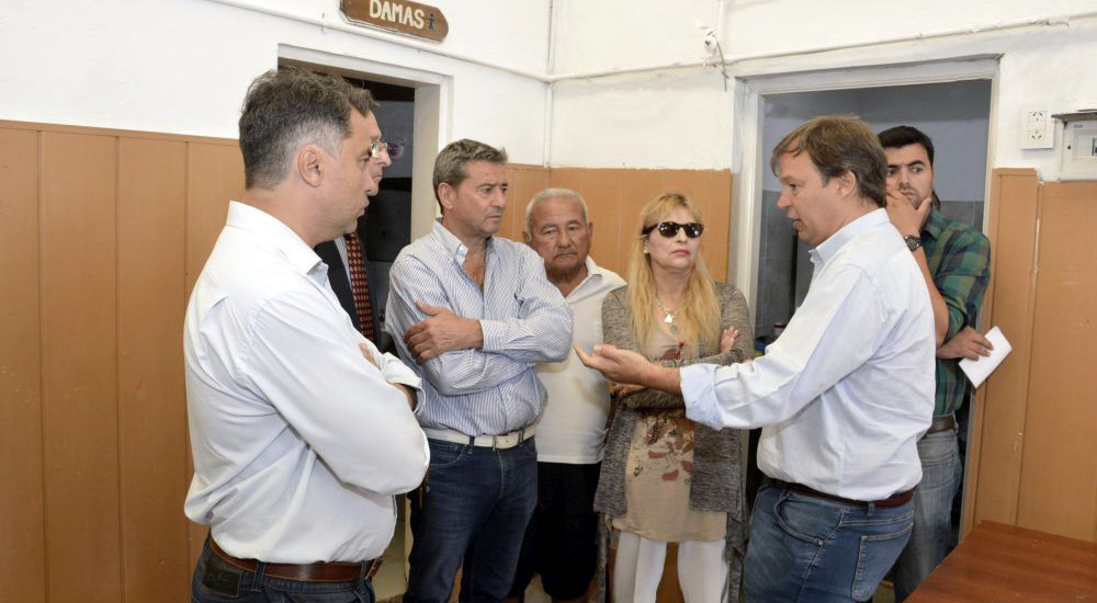 Cascallares supervisó las obras en la posta sanitaria El Hornero