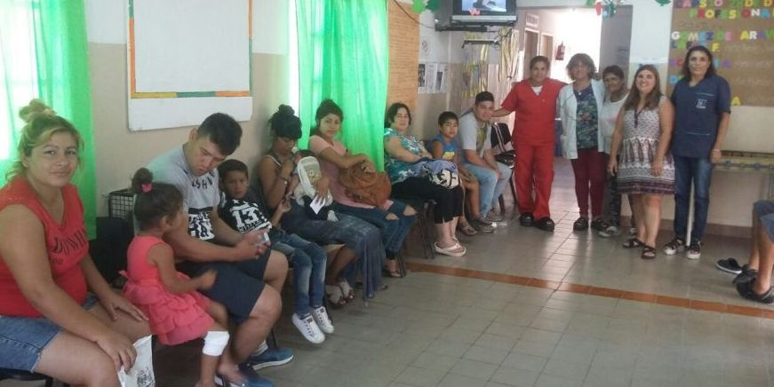 En salas de espera dan charlas de donación de órganos